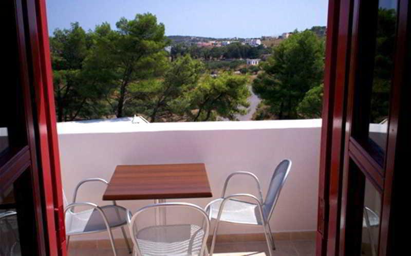 Aposperides Hotel Livadi  Luaran gambar