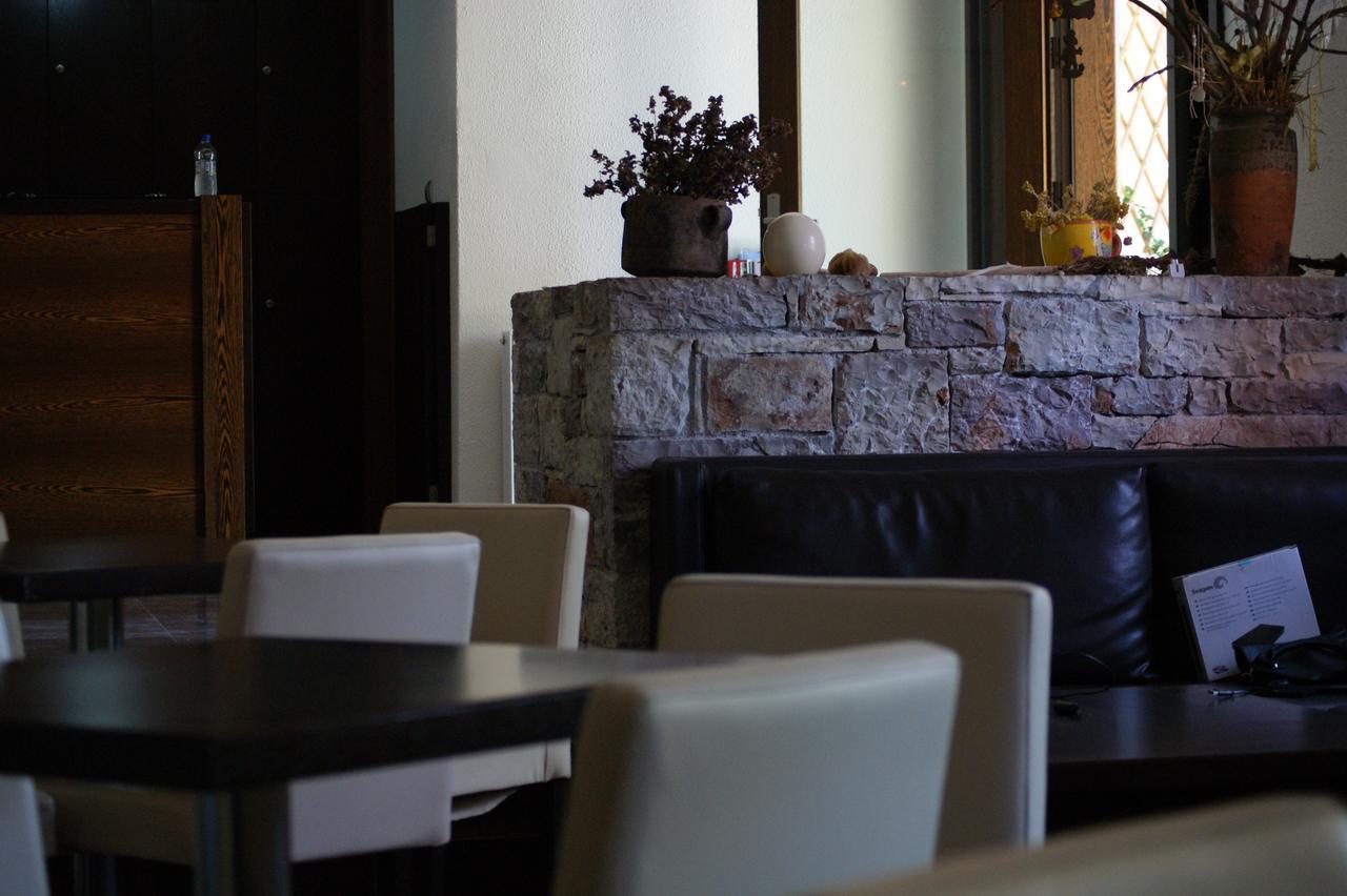 Aposperides Hotel Livadi  Luaran gambar