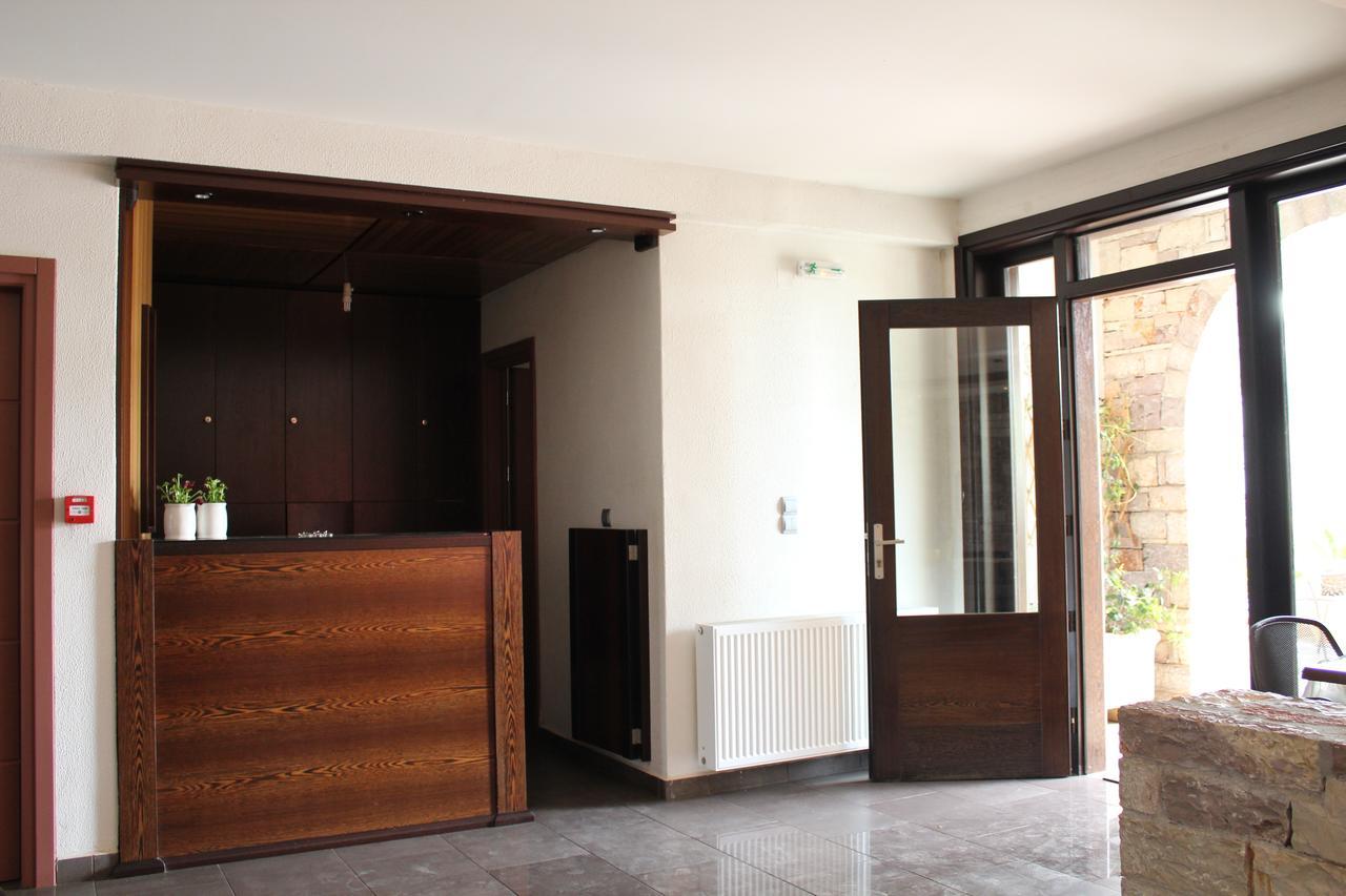 Aposperides Hotel Livadi  Luaran gambar