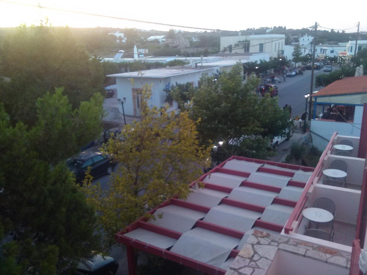 Aposperides Hotel Livadi  Luaran gambar